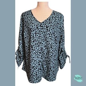 I.N. Studio Green 3/4 Sleeve Tie Front Blouse